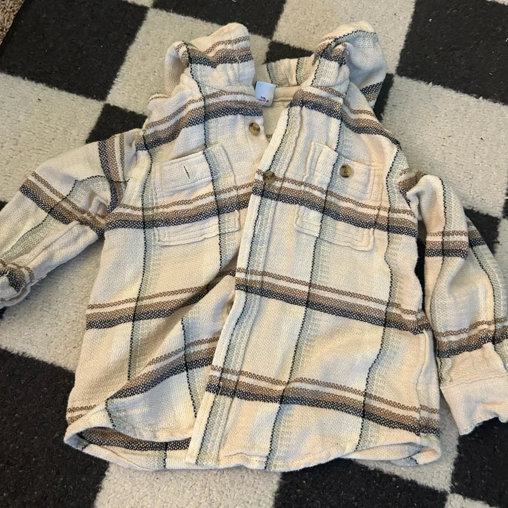 Assorted toddler Casual Shirts Bundle - Picture 8 of 8